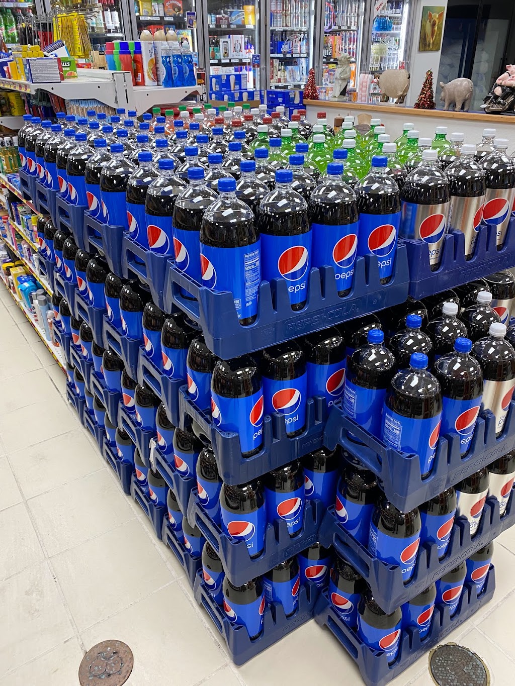 Malbon Bros. Corner Mart BBQ and Catering | restaurant | 1896 General Booth Blvd, Virginia Beach, VA 23454, USA | 7574279607 OR +1 757-427-9607