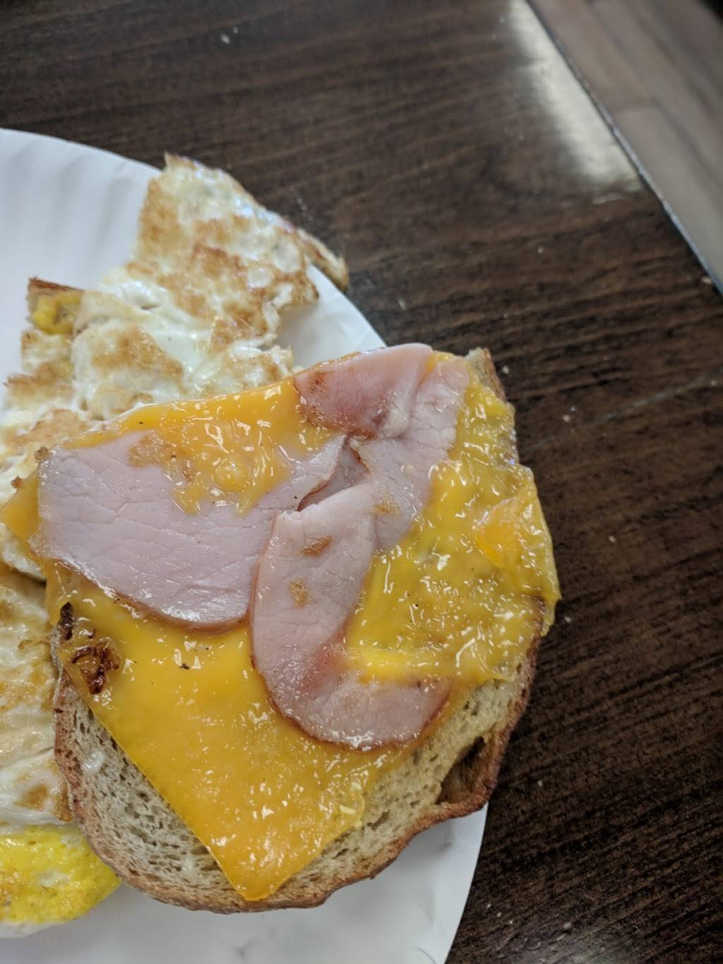 Brookfield Deli & Catering | restaurant | 782 Federal Rd, Brookfield, CT 06804, USA | 2037409449 OR +1 203-740-9449