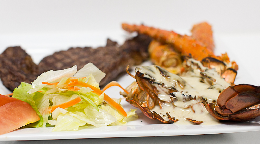 El Coco Pirata | restaurant | 3325 W Alameda Ave, Denver, CO 80219, USA | 3039344133 OR +1 303-934-4133