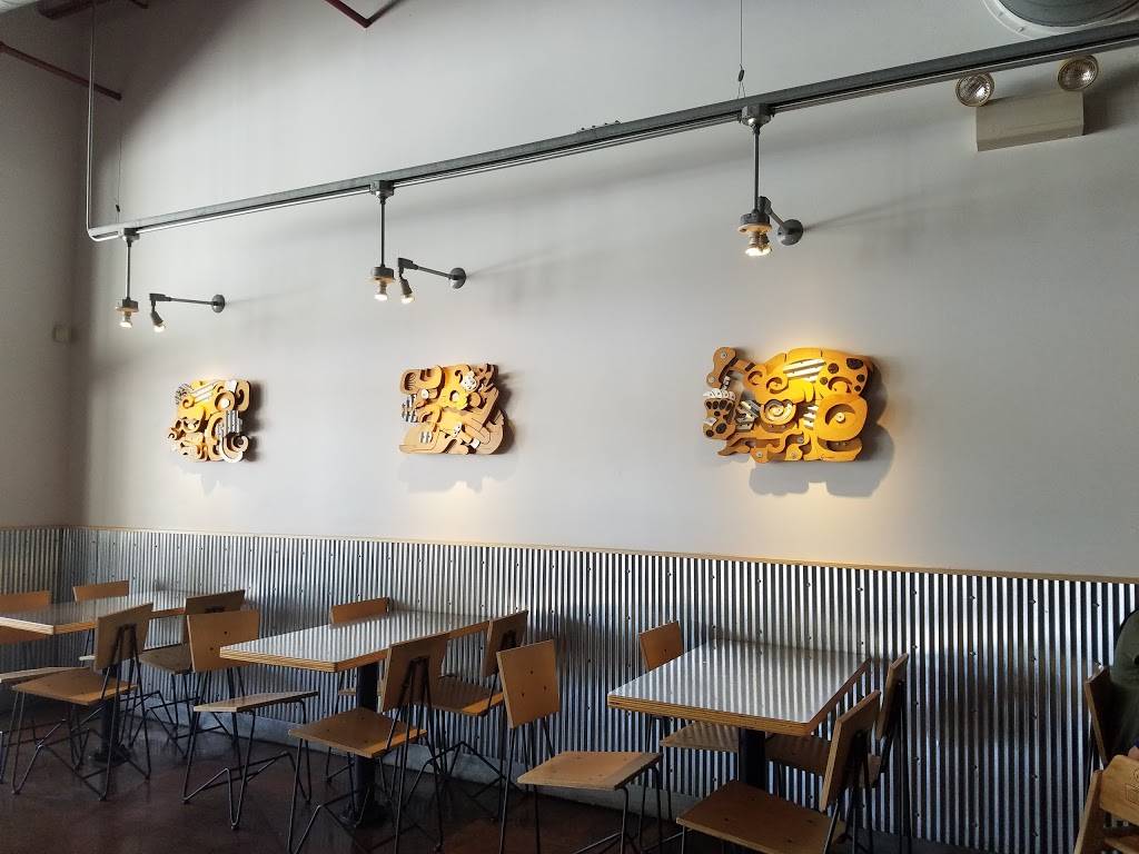 Chipotle Mexican Grill | restaurant | 12150 W 95th St, Lenexa, KS 66215, USA | 9134924610 OR +1 913-492-4610