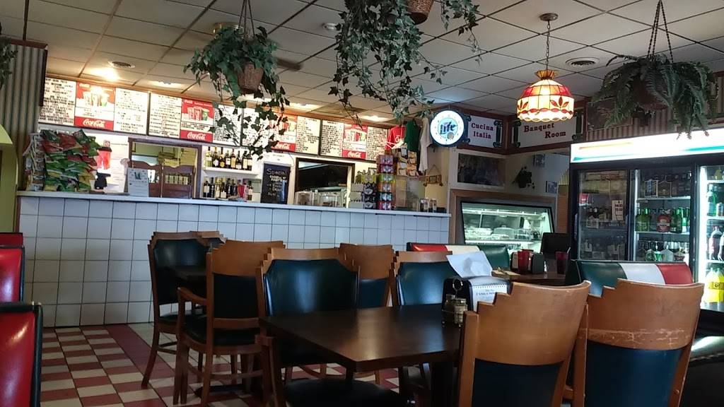 Gallina Pizza | restaurant | 432 E Monroe St, Springfield, IL 62701, USA | 2175225271 OR +1 217-522-5271