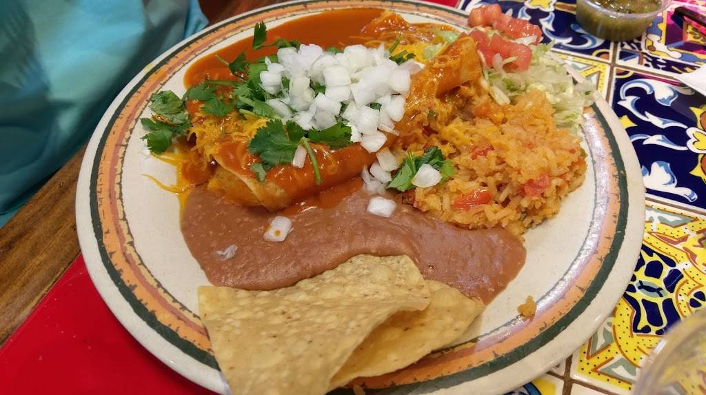 Rosas Café & Tortilla Factory | restaurant | 2601 E Broad St, Mansfield, TX 76063, USA | 8174739177 OR +1 817-473-9177