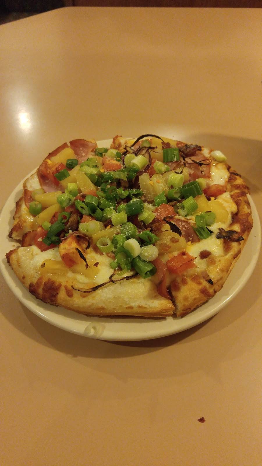 Round Table Pizza | meal delivery | 201 W Napa St, Sonoma, CA 95476, USA | 7079385564 OR +1 707-938-5564