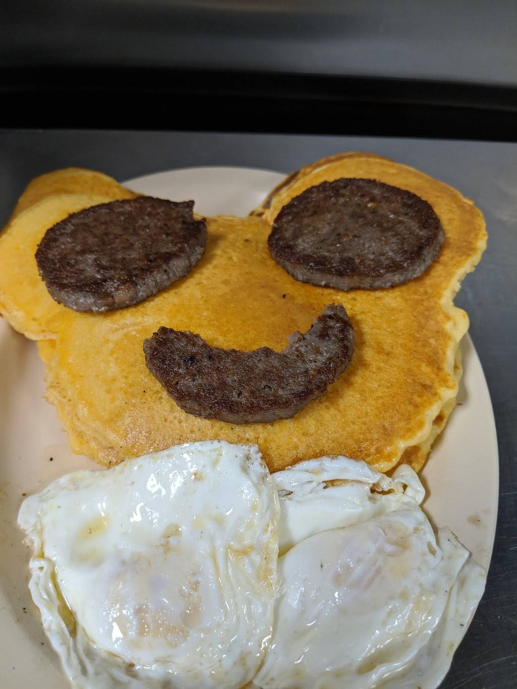 Kevins Hamburger Heaven | restaurant | 554 W Pershing Rd, Chicago, IL 60609, USA | 7739245771 OR +1 773-924-5771