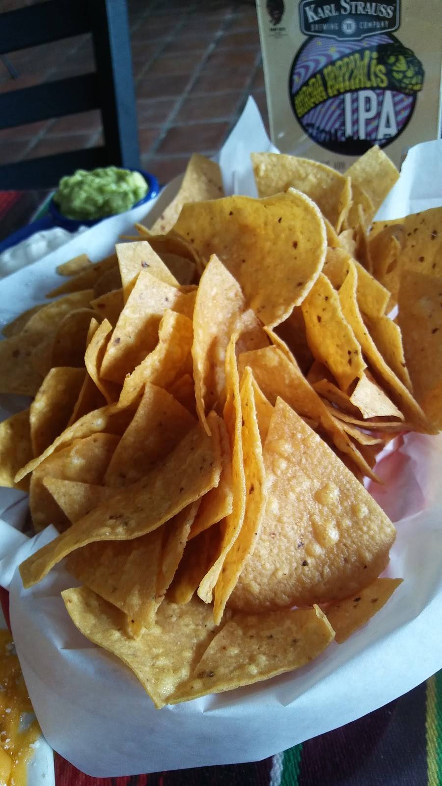 Chiquitas Mexican Restaurant | restaurant | 4110 Home Ave, San Diego, CA 92105, USA | 6192642072 OR +1 619-264-2072