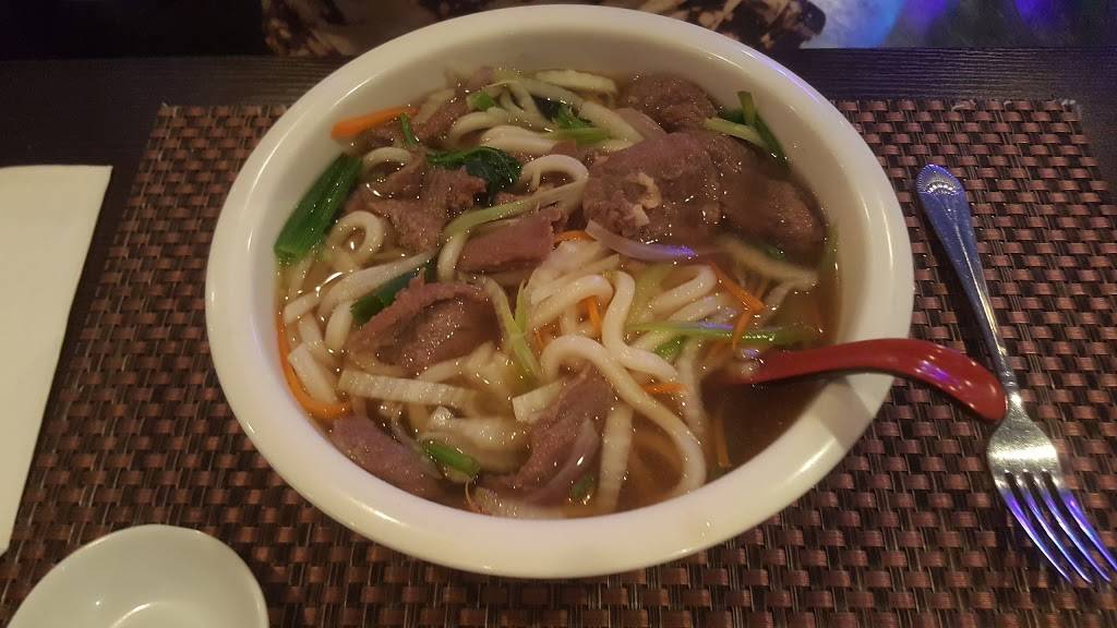 Sakura Asian Cuisine & Sushi | restaurant | 128 Mariner Blvd, Spring Hill, FL 34609, USA | 3523405543 OR +1 352-340-5543