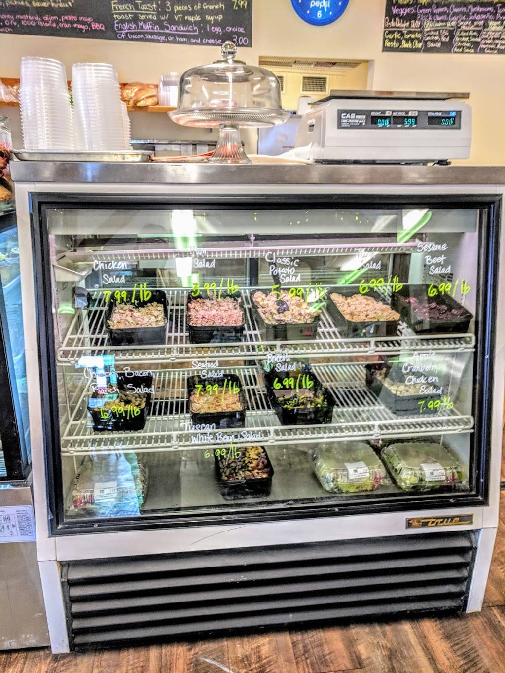 Green Mountain Market And Deli | restaurant | 423 Marlboro Rd, Brattleboro, VT 05301, USA | 8024902940 OR +1 802-490-2940