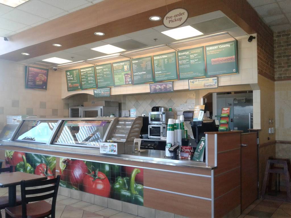 Subway Restaurants | restaurant | 28788 The Old Rd, Valencia, CA 91355, USA | 6617750400 OR +1 661-775-0400