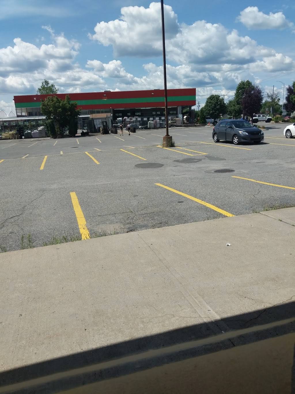 La Fiesta | restaurant | 630 Boulevard Maloney E, Gatineau, QC J8P 7M4, Canada | 8196635557 OR +1 819-663-5557