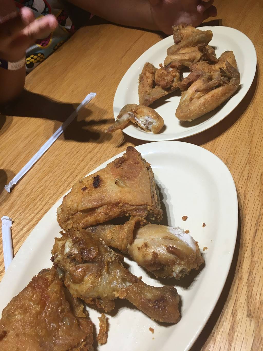 Roscoes House of Chicken and Waffles | restaurant | 2110 S Harbor Blvd, Anaheim, CA 92802, USA | 7148234130 OR +1 714-823-4130