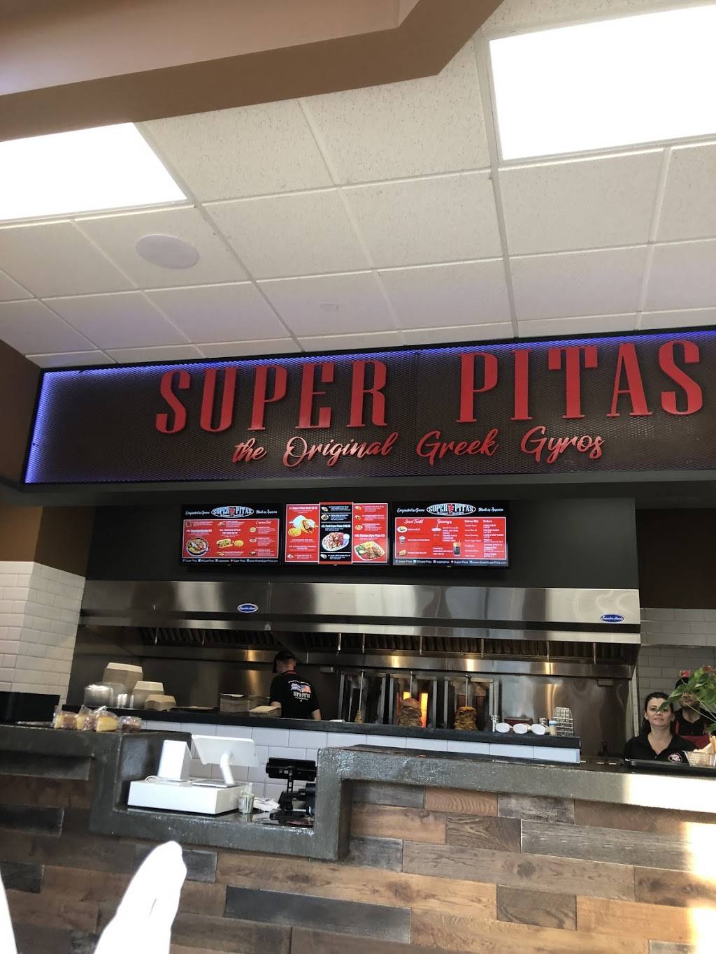 Super Pitas | restaurant | 7041 N Milwaukee Ave, Niles, IL 60714, USA | 8474232050 OR +1 847-423-2050