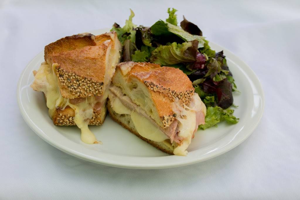 Emilys Kitchen | restaurant | 709 Village Ct, Santa Rosa, CA 95405, USA | 7075232234 OR +1 707-523-2234