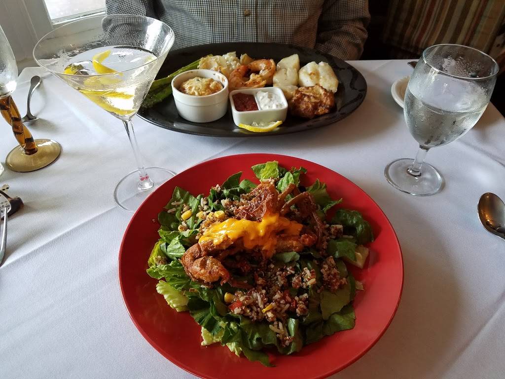 Harrys On The Green | restaurant | 4 1st St, Denton, MD 21629, USA | 4104791919 OR +1 410-479-1919