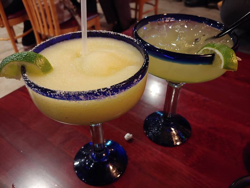 La Curva | restaurant | 550 S Ohio St, Salina, KS 67401, USA | 7858257777 OR +1 785-825-7777