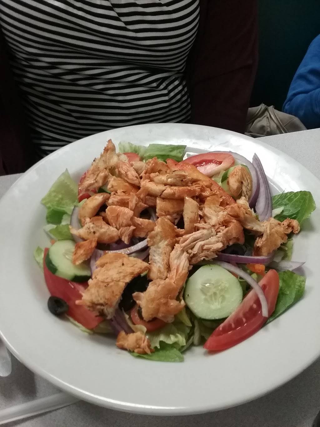 Signature | restaurant | 360 Commons Dr, Parkesburg, PA 19365, USA | 6108574676 OR +1 610-857-4676