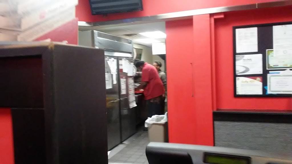 Pizza Hut | restaurant | 913 W Galbraith Rd, Cincinnati, OH 45231, USA | 5135224000 OR +1 513-522-4000