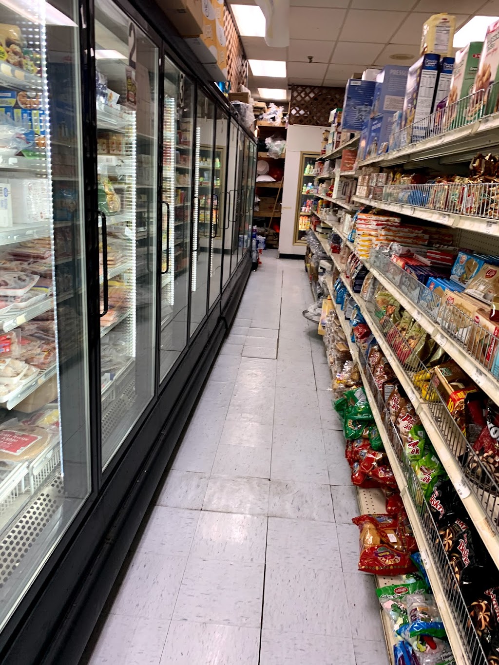 Ali Baba Mediterranean Restaurant & Market | restaurant | Town and Country Shopping Center, 3400 S University Ave, Little Rock, AR 72204, USA | 5013798011 OR +1 501-379-8011