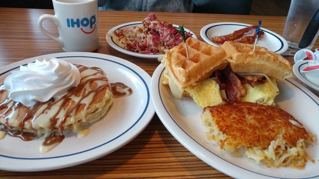 IHOP | restaurant | 4337 Chouteau Trafficway, Kansas City, MO 64117, USA | 8164130600 OR +1 816-413-0600
