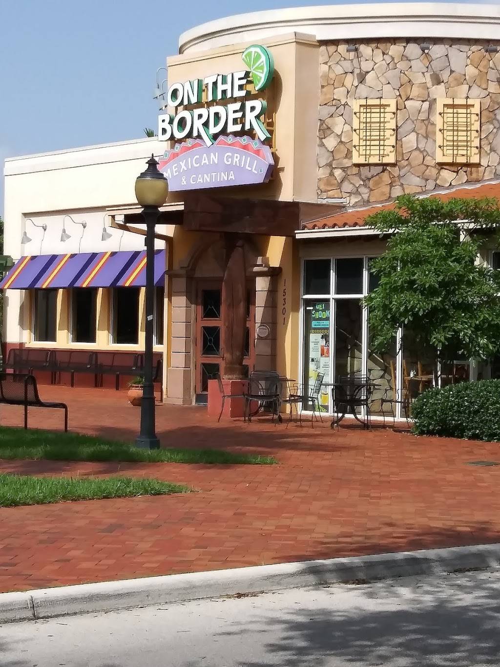 Ruby Tuesday | restaurant | 15281 NW 67th Ave, Miami Lakes, FL 33014, USA | 3058206065 OR +1 305-820-6065