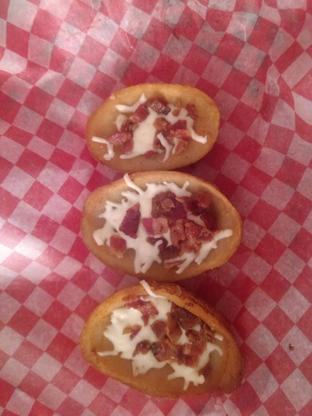 Flings | restaurant | 217 Ahsennénhson, Oka, QC J0N 1E0, Canada | 4504796133 OR +1 450-479-6133