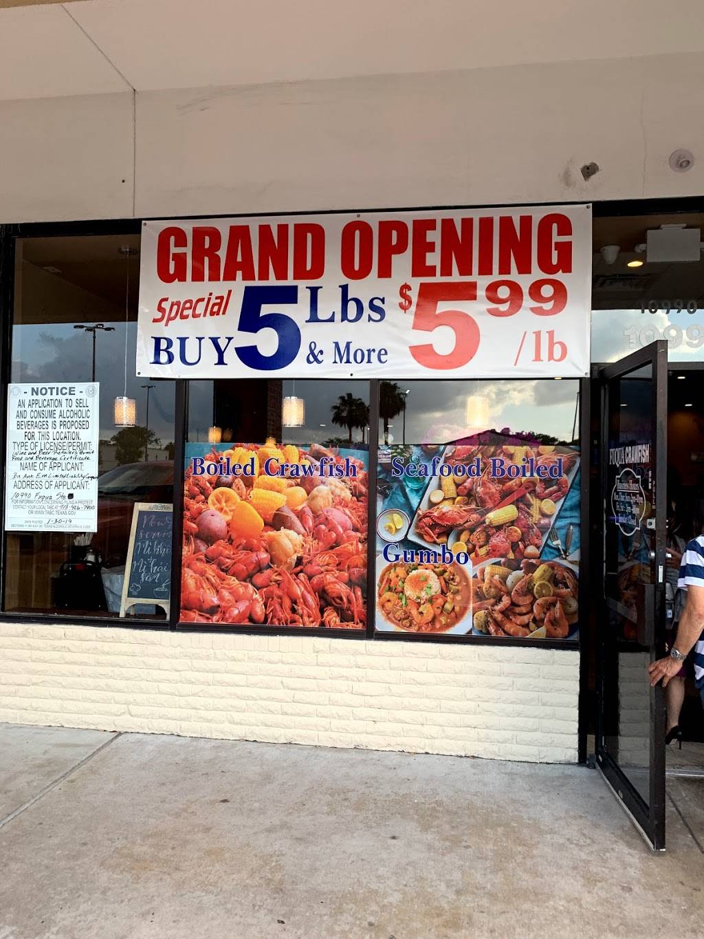 Fuqua Crawfish | restaurant | 10990 Fuqua St, Houston, TX 77089, USA | 8322436239 OR +1 832-243-6239