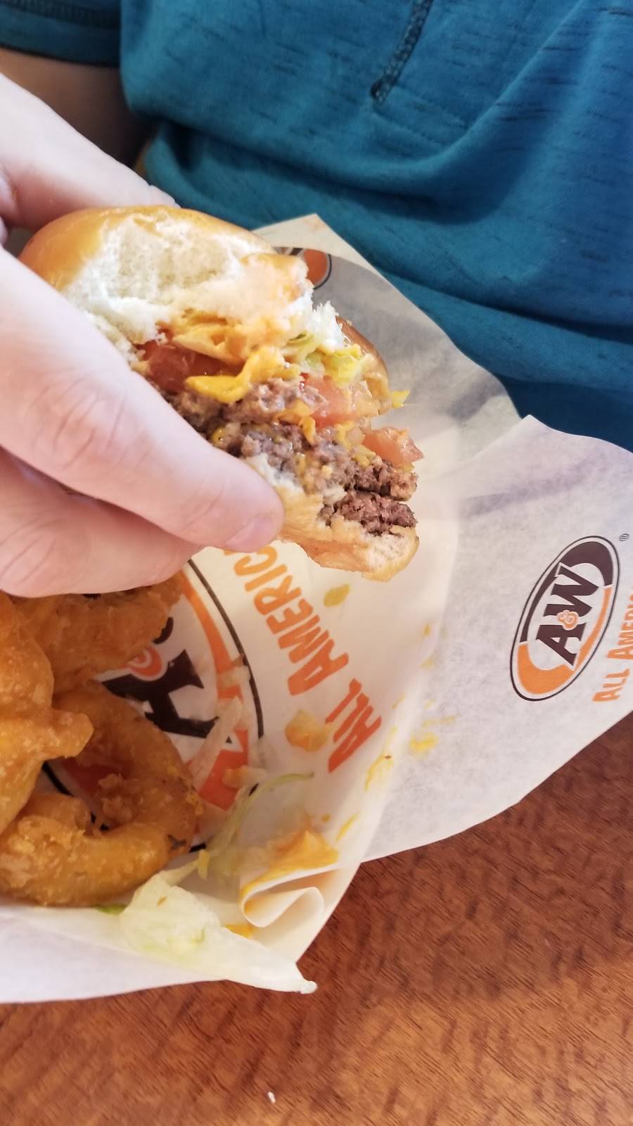A&W Restaurant | restaurant | 525 W, US-412, Siloam Springs, AR 72761, USA | 4795242270 OR +1 479-524-2270