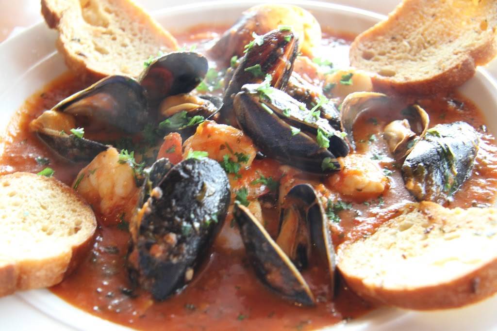 Strizzis Restaurant - Fremont | restaurant | 1609, 2740 Mowry Ave, Fremont, CA 94538, USA | 5107979000 OR +1 510-797-9000