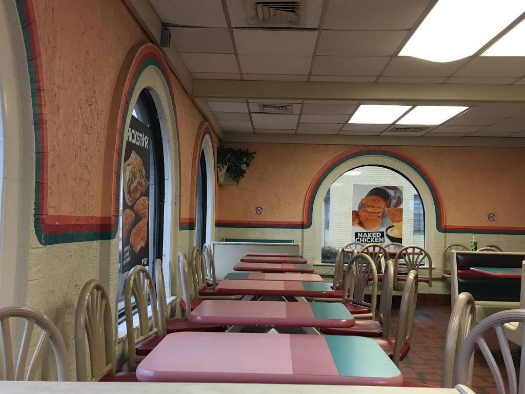 Taco Bell | meal takeaway | 744 Queenston Rd, Hamilton, ON L8G 1A4, Canada | 9055730733 OR +1 905-573-0733