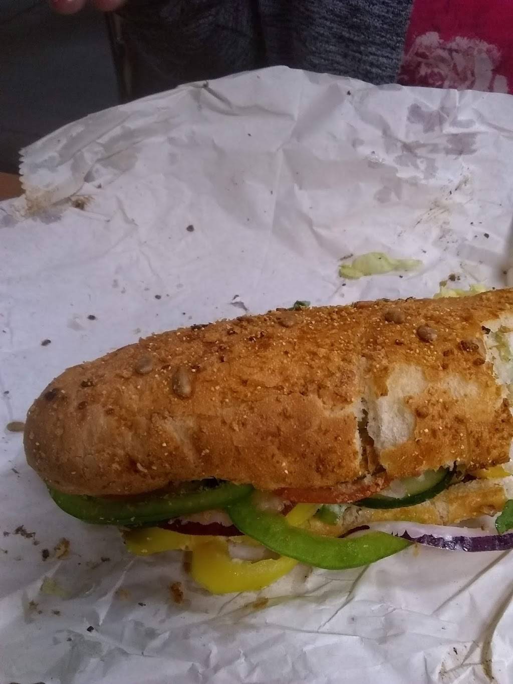 Subway Restaurants | restaurant | 8000 Coit Road, Corners Suite 1000, Plano, TX 75025, USA | 9722945202 OR +1 972-294-5202