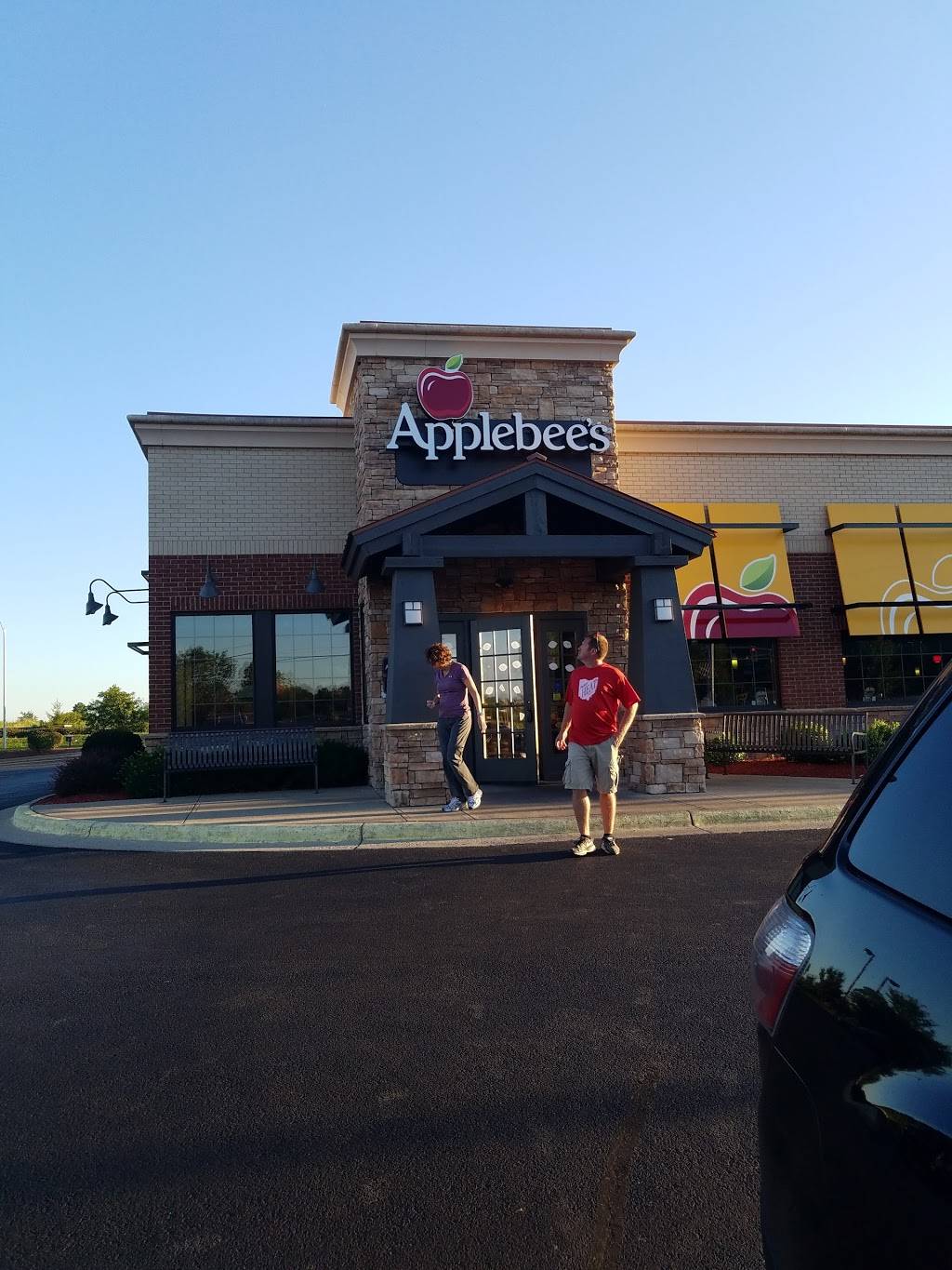 Applebees Grill + Bar | restaurant | 1991 Harner Dr, Xenia, OH 45385, USA | 9373722600 OR +1 937-372-2600