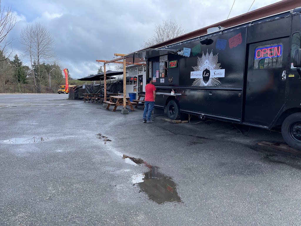 Birrieria La Santa Tacos & More | restaurant | 18205 Des Moines Memorial Dr, SeaTac, WA 98148, USA | 2062570764 OR +1 206-257-0764