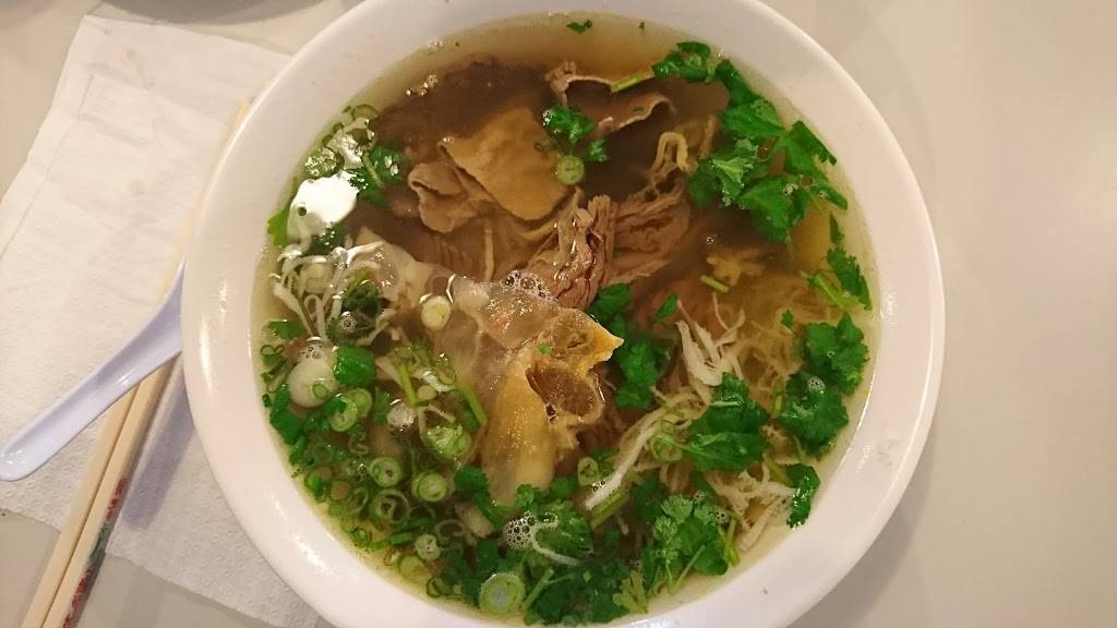 Pho75 | restaurant | 3103 Graham Rd, Falls Church, VA 22042, USA | 7032041490 OR +1 703-204-1490