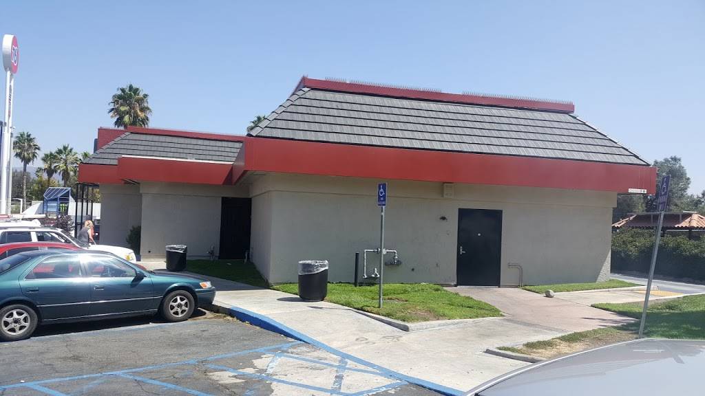 Jack in the Box | restaurant | 31769 The Old Rd, Castaic, CA 91384, USA | 6612571889 OR +1 661-257-1889