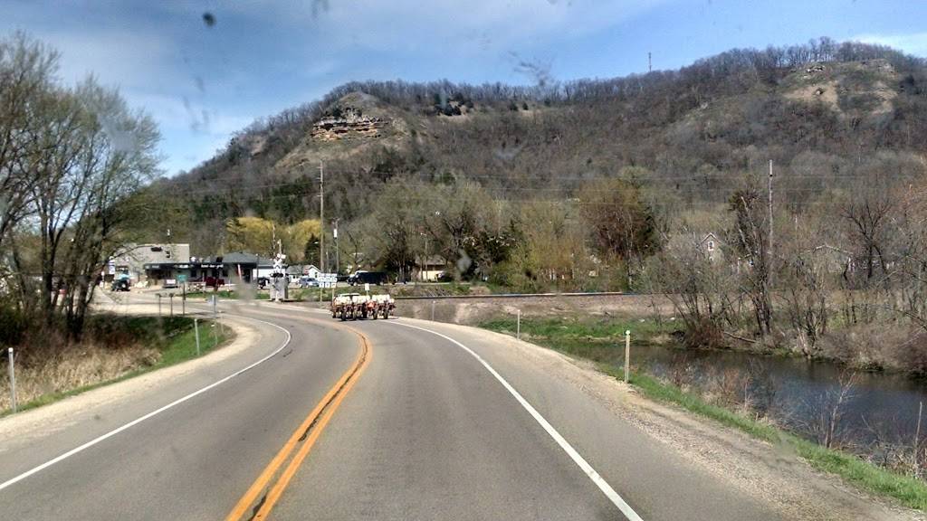 Nelson Hotel Bar & Grill | restaurant | WI-25, Nelson, WI 54756, USA | 7156734424 OR +1 715-673-4424