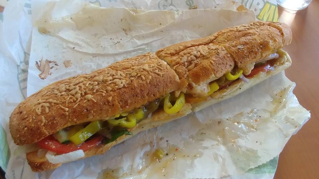 Subway | meal takeaway | 2614 S Timberline Rd #113, Fort Collins, CO 80525, USA | 9702265772 OR +1 970-226-5772