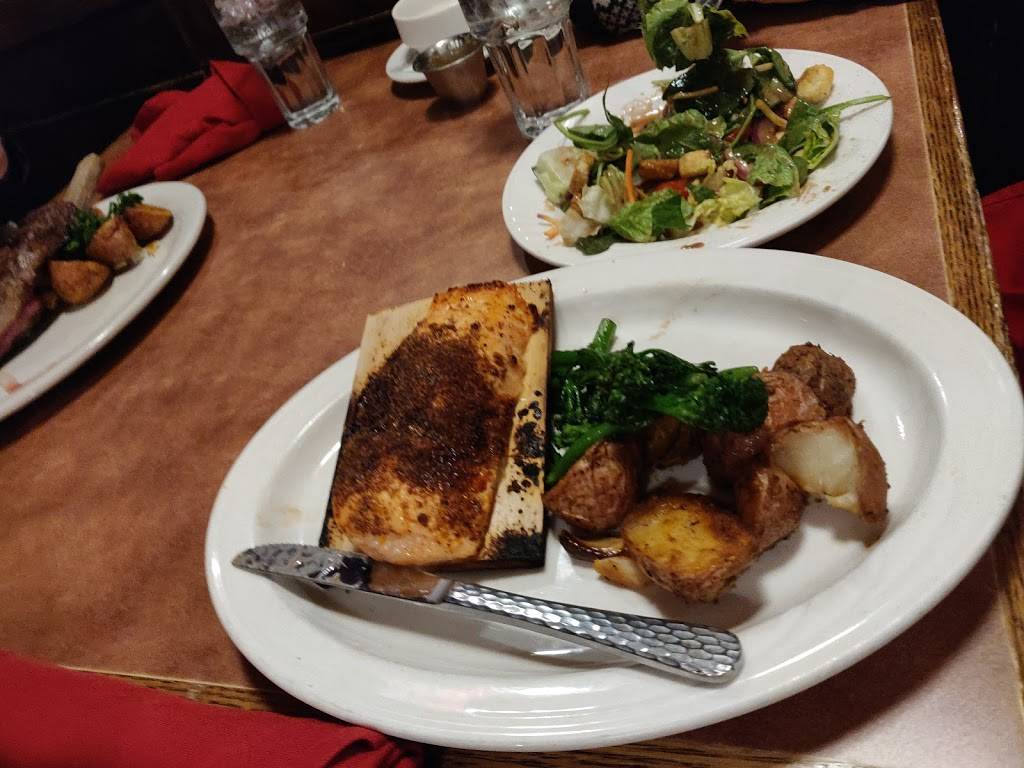 JJs Rocky Mountain Tavern | restaurant | 102 Wheeler Cir, Frisco, CO 80443, USA | 9709683062 OR +1 970-968-3062