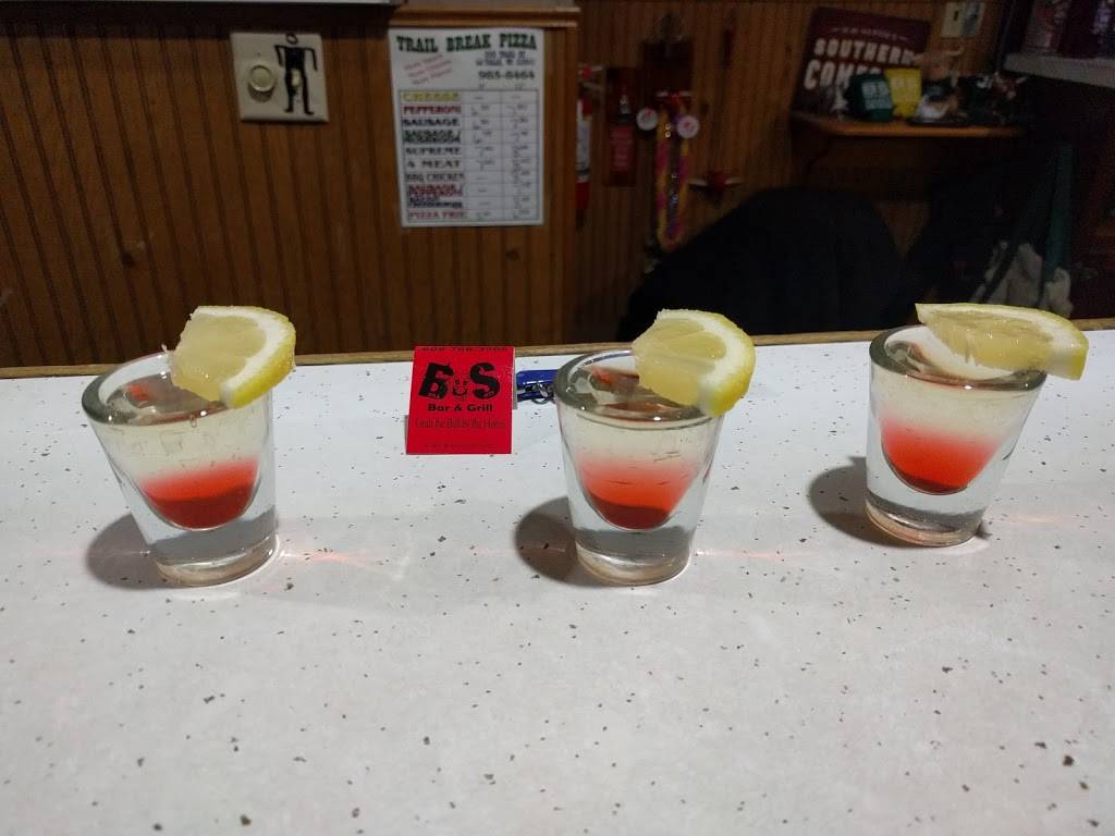 BS Bar & Grill | restaurant | 216 E Main St, Reedsburg, WI 53959, USA | 6087683505 OR +1 608-768-3505
