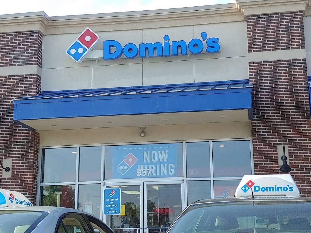 Dominos Pizza | meal delivery | 937 E Lincoln Ln, Gardner, KS 66030, USA | 9138847200 OR +1 913-884-7200