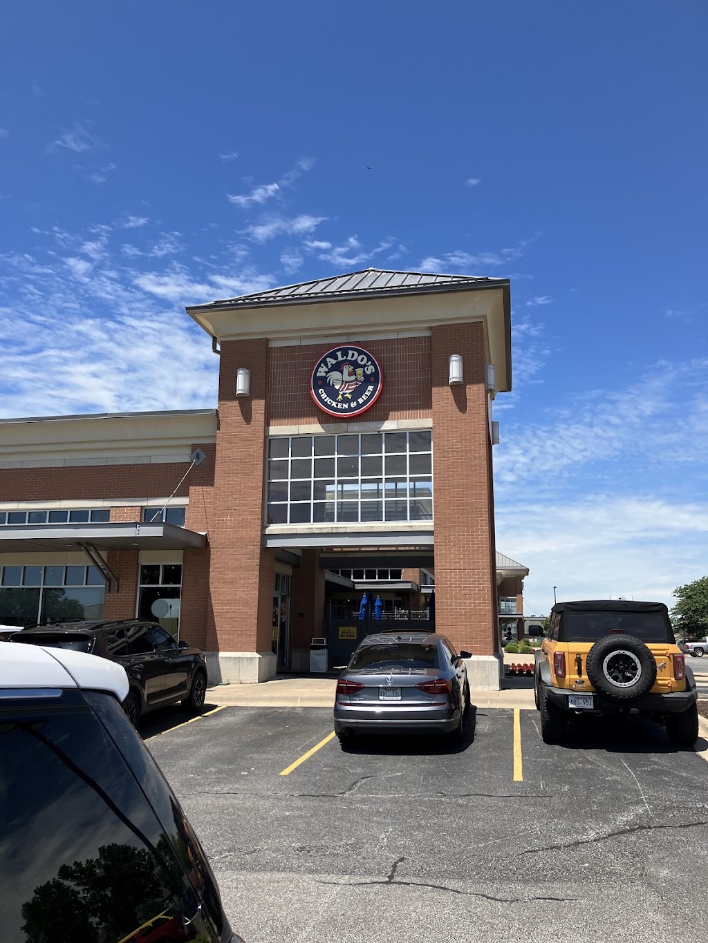 Waldos Chicken & Beer | restaurant | 700 SE Walton Blvd Ste 12, Bentonville, AR 72712, USA | 4793640492 OR +1 479-364-0492