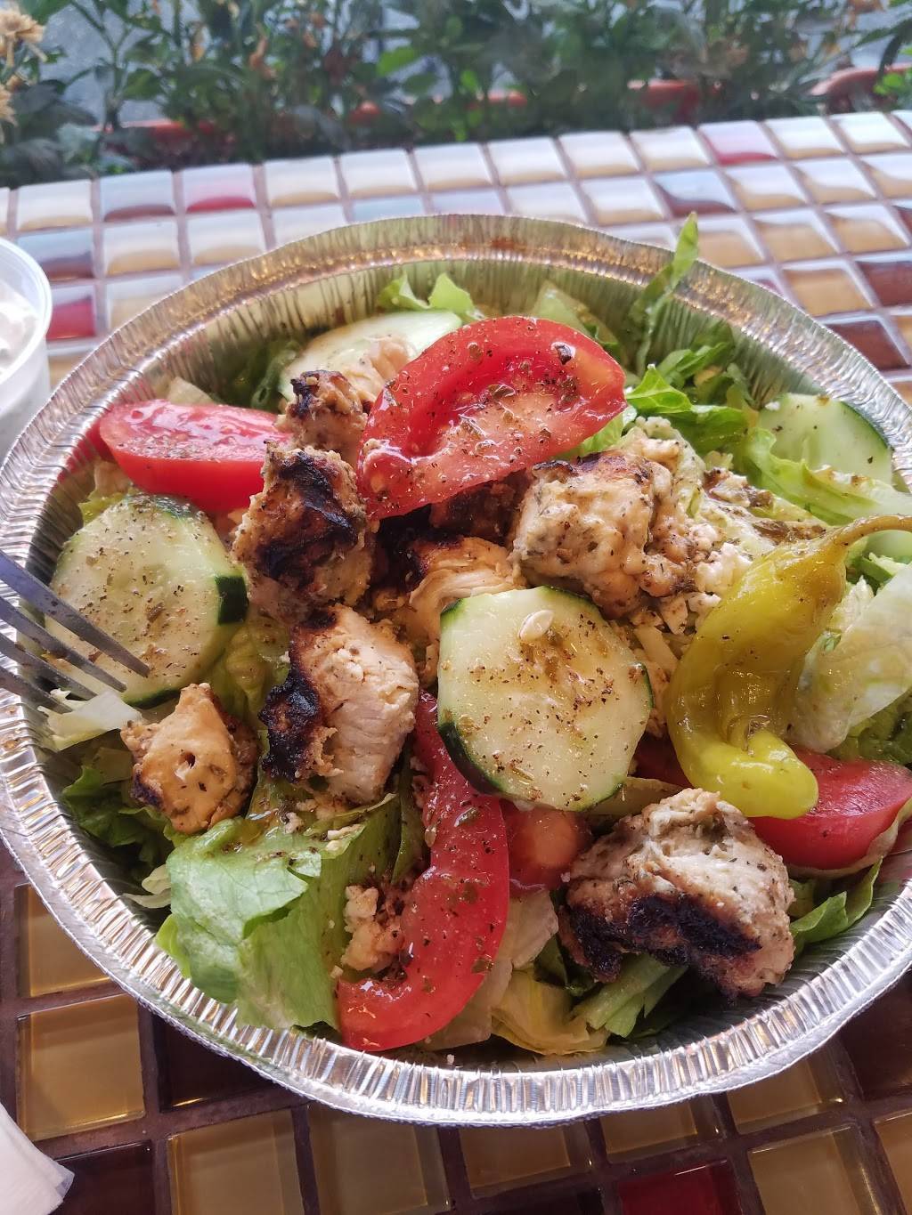 Yummy Gyro - Williston Park | restaurant | 579 Willis Ave, Williston Park, NY 11596, USA | 5167397600 OR +1 516-739-7600