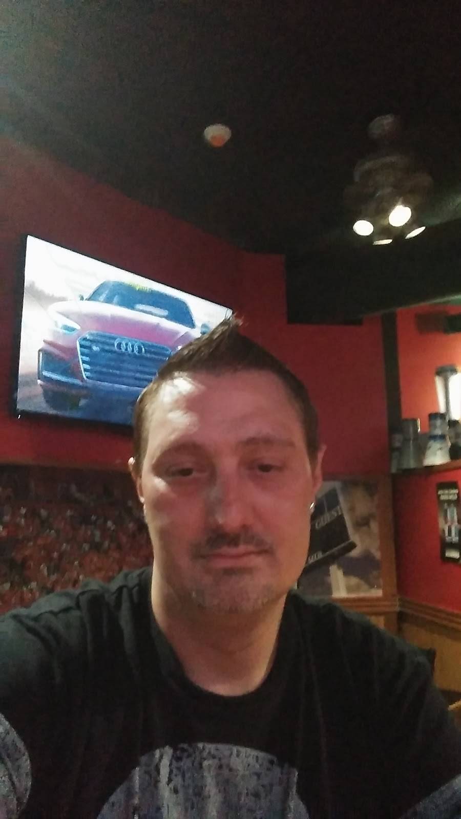 Buds Pub | restaurant | 634 Cochran Ave, Cambridge, OH 43725, USA | 7404395268 OR +1 740-439-5268