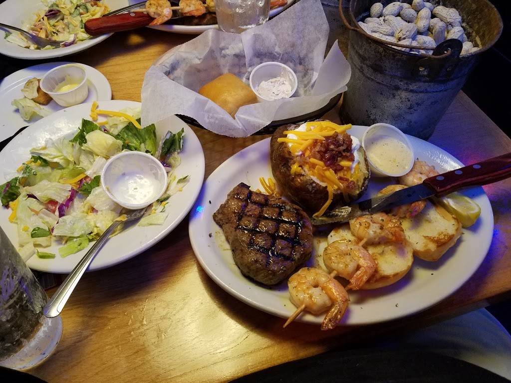 Texas Roadhouse | restaurant | 1342 N Gloster St, Tupelo, MS 38804, USA | 6628404220 OR +1 662-840-4220