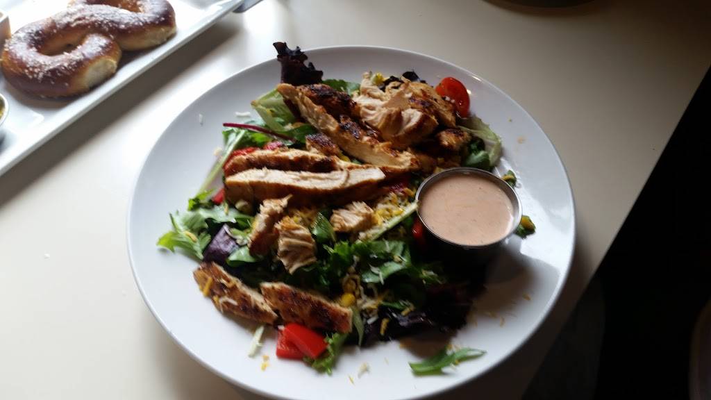 Ornery Beer Company & Public House | restaurant | 3950 University Dr STE 209, Fairfax, VA 22030, USA | 5714592143 OR +1 571-459-2143