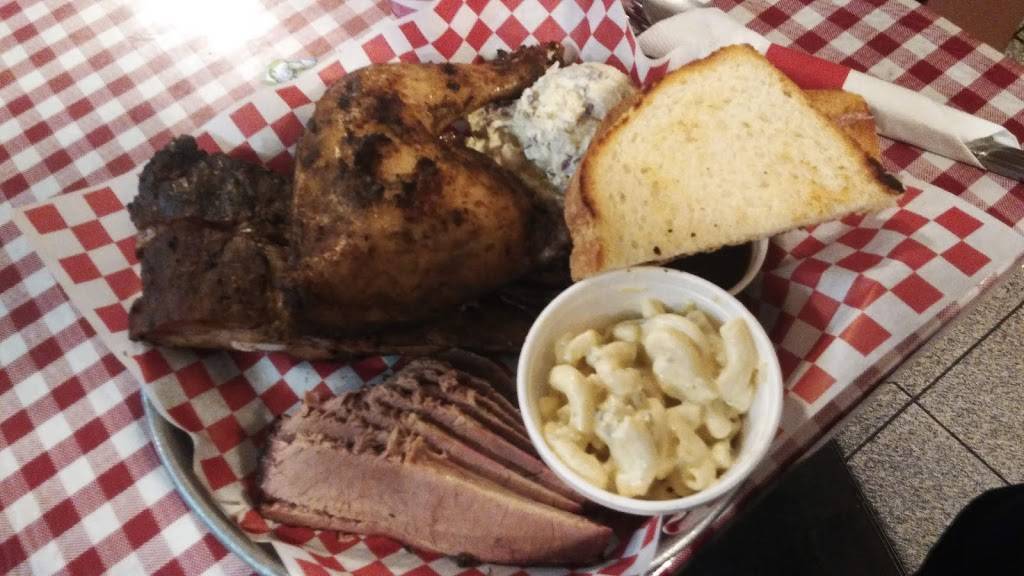 Texas West Bar-B-Que | restaurant | 1600 Fulton Ave, Sacramento, CA 95825, USA | 9164837427 OR +1 916-483-7427