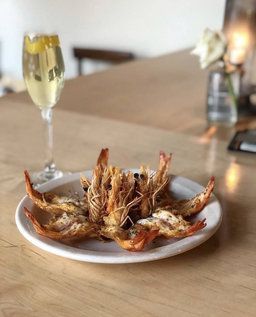 Black Bottle Gastrotavern | restaurant | 2600 1st Ave, Seattle, WA 98121, USA | 2064411500 OR +1 206-441-1500