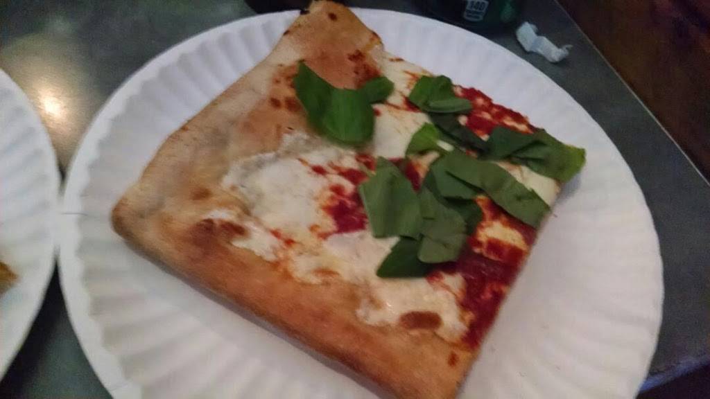 Layla Jones | restaurant | 214 Court St, Brooklyn, NY 11201, USA | 7186242361 OR +1 718-624-2361