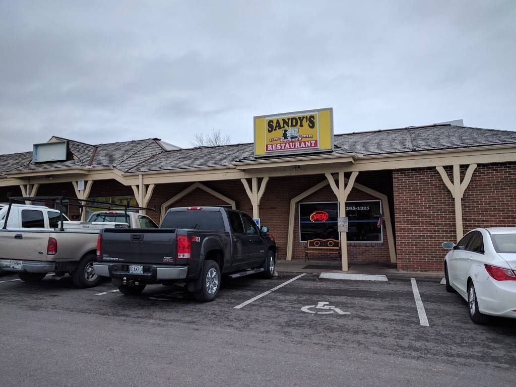 Sandys Restaurant | restaurant | 1255 SW US, MO-7, Blue Springs, MO 64015, USA | 8162951325 OR +1 816-295-1325