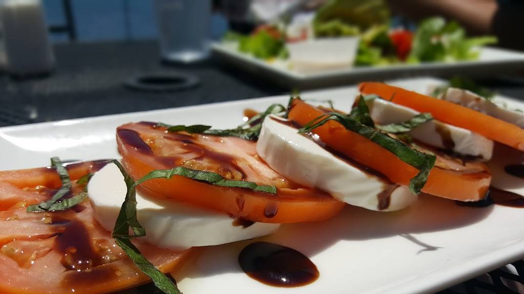 Riverwalk Grill and Taproom | restaurant | 106 Ames St, Elk Rapids, MI 49629, USA | 2312640377 OR +1 231-264-0377