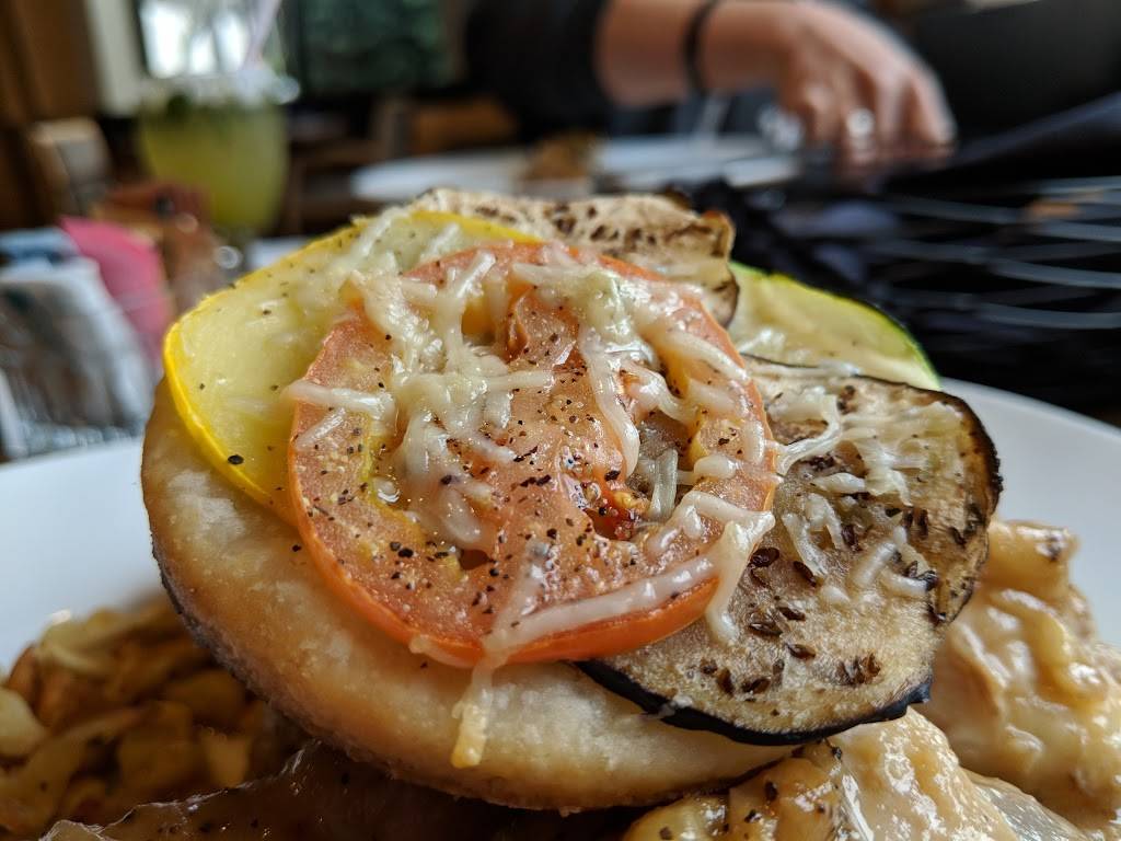 Alhadeff Grill | restaurant | 6000 16th Ave SW, Seattle, WA 98106, USA | 2069345817 OR +1 206-934-5817