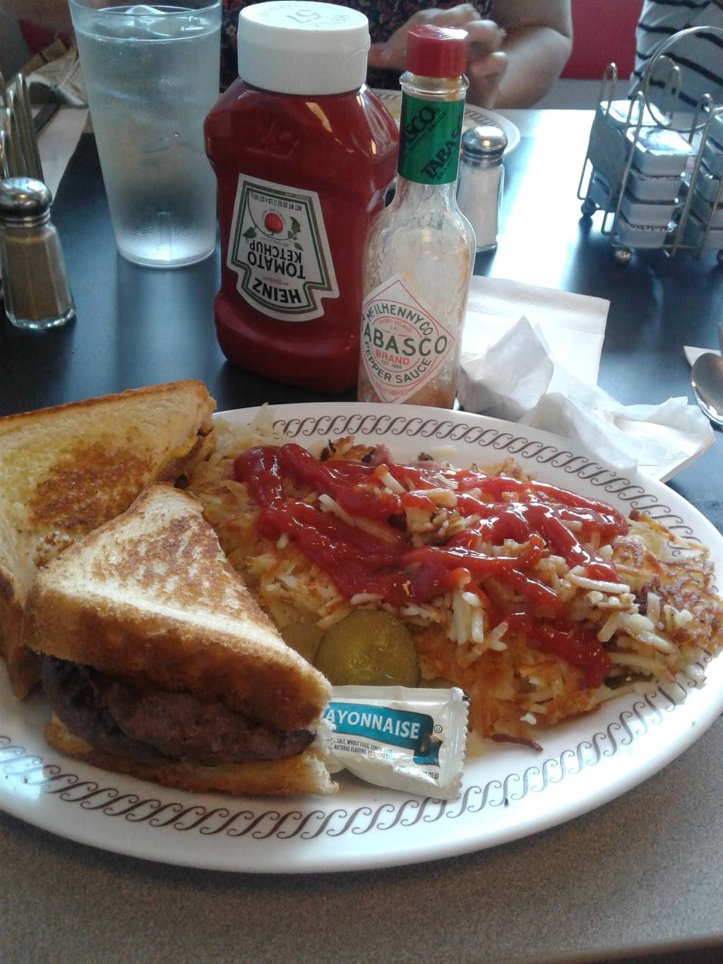 Waffle House | meal takeaway | 1710 Zebulon Rd, Griffin, GA 30224, USA | 7704679936 OR +1 770-467-9936